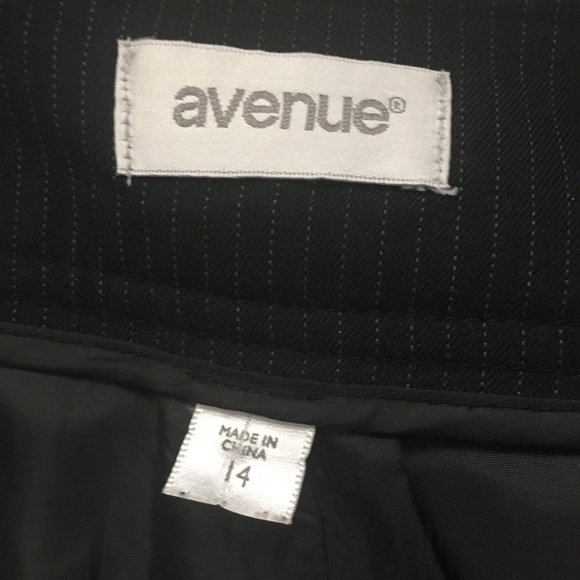 Pinstriped Skirt - Picture 4 of 5